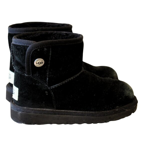 Little Kid Uggs Size 11 - Picture 4 of 5